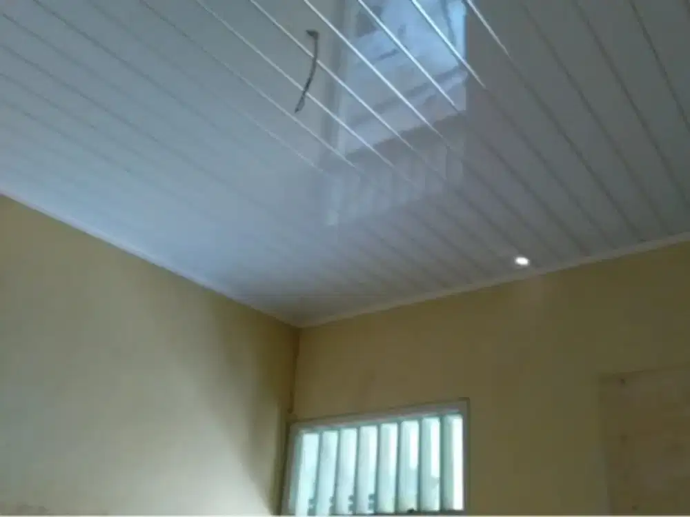 Pasang Plafon PVC