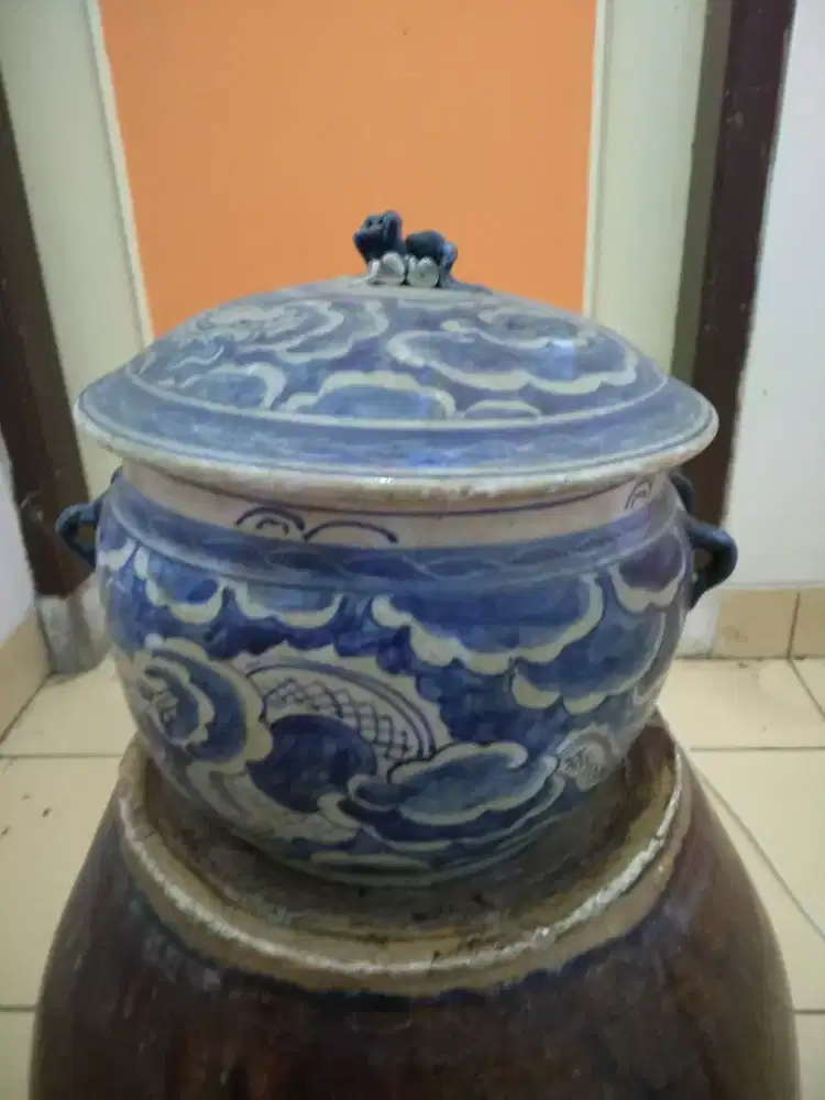 Guci Belanga Antik Kuno (ada penutup)