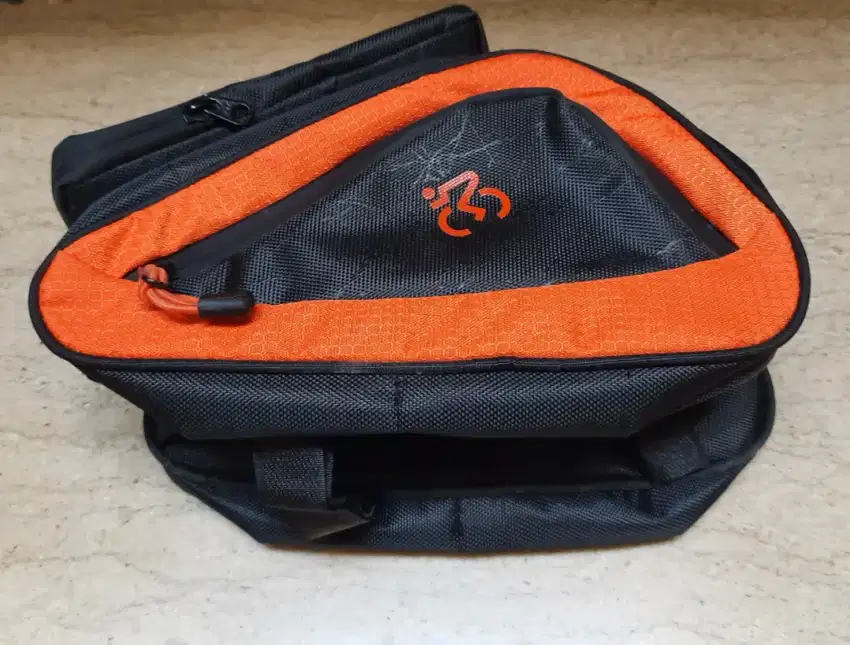 Tas Sepeda dan Tempat HP sepeda