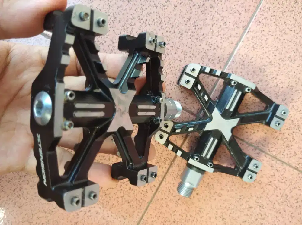 Pedal Bearing merk Extension