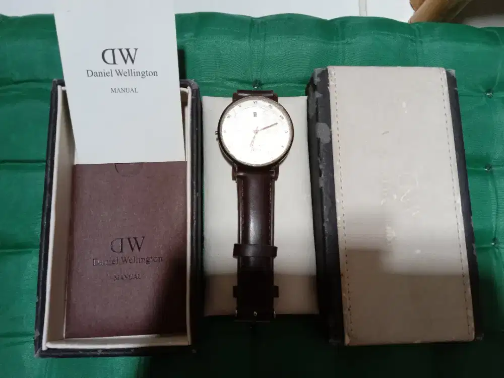 Jual jam daniel wellington hot sale