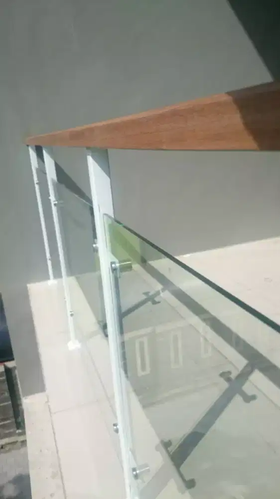 Railing Tangga Kaca Tempered Pagar StainlessSteel Minimalis Canopy 20