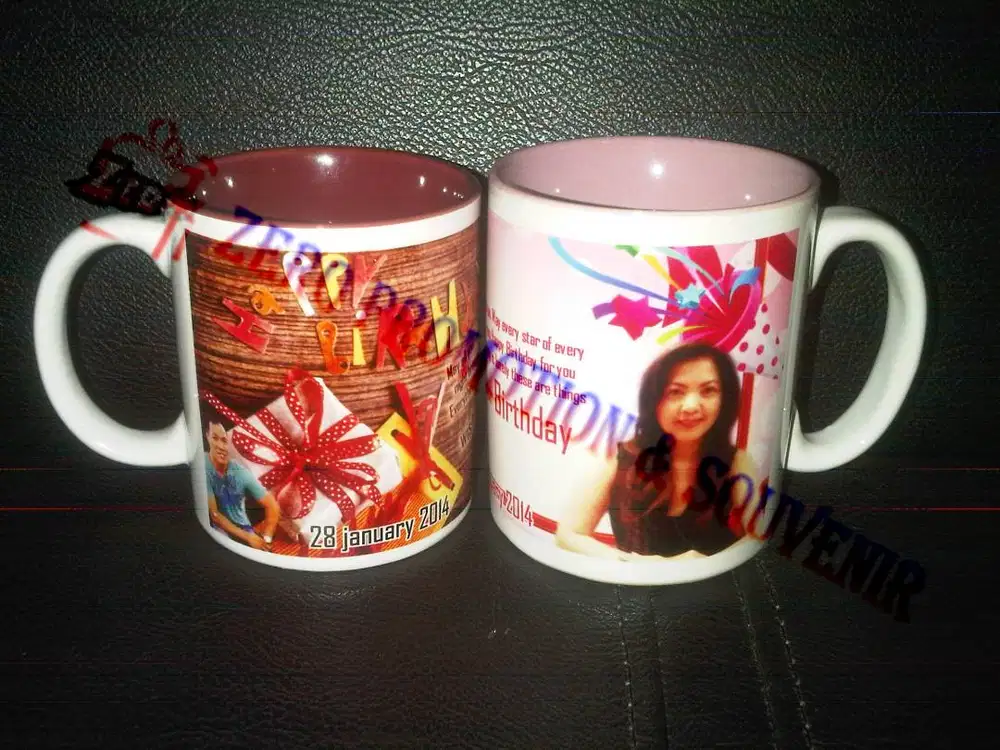 Souvenir mug coating warna dalam