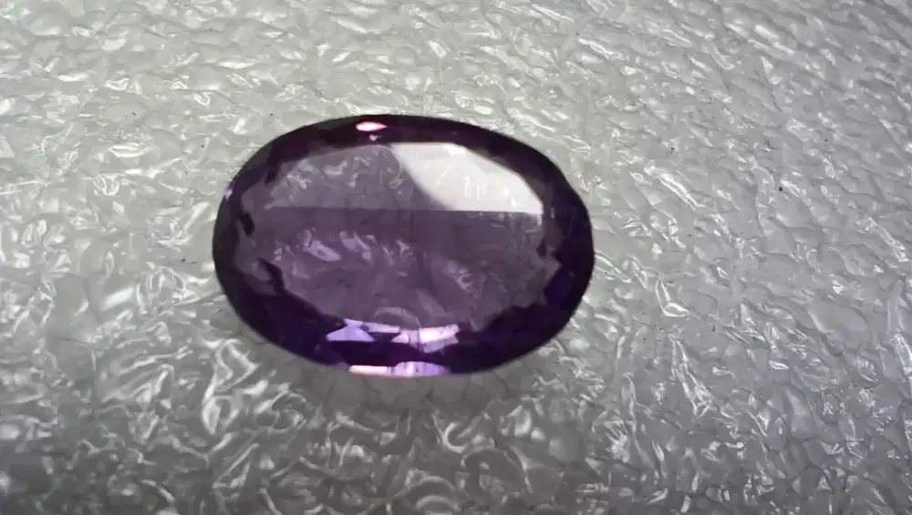 Natural Kecubung 6.70 Ct Bersertifikat