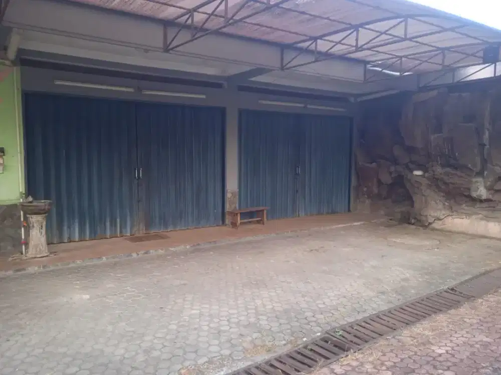 Ruang Usaha Disewakan