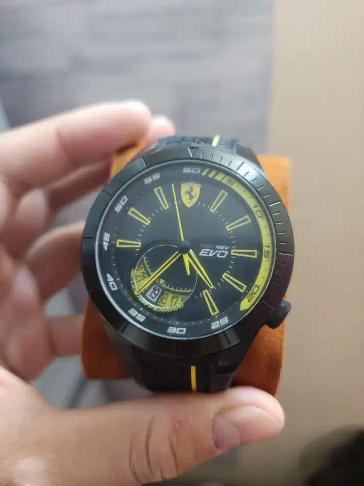 Ferrari Jual Jam Tangan Terbaru di Jakarta Selatan OLX .id