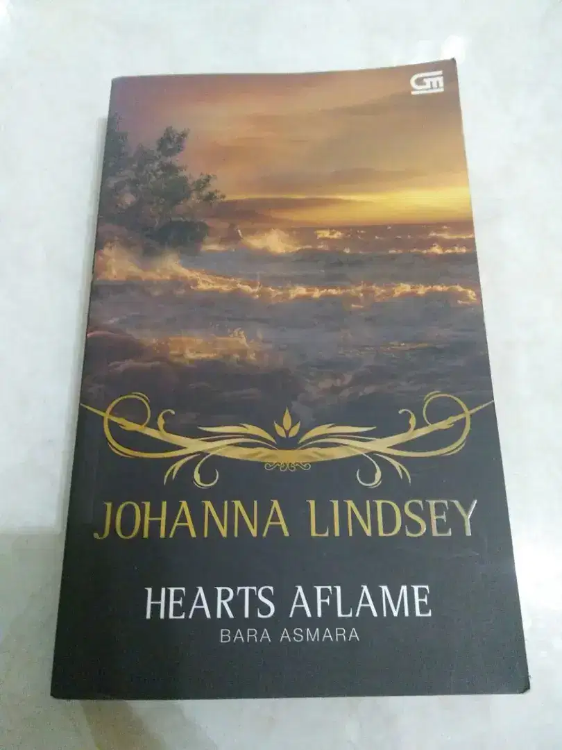 Buku novel Hearts Aflame (Bara Asmara)karya Johanna Lindsey, bhsa indo