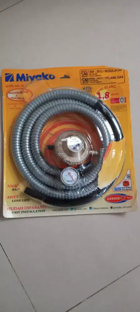 Selang elpiji baru dan regulator LPG bekas baru Miyako