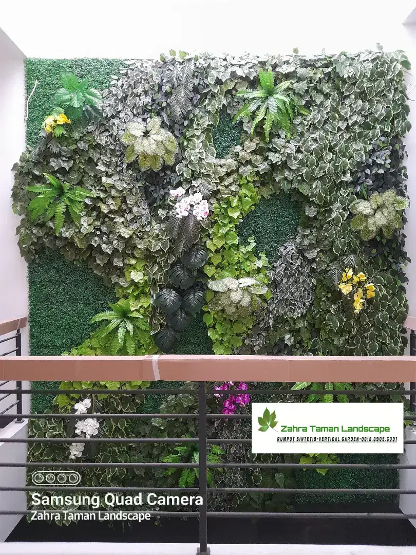 Taman Vertikal Sintetis Artificial Pembuatan Taman Vertikal Garden