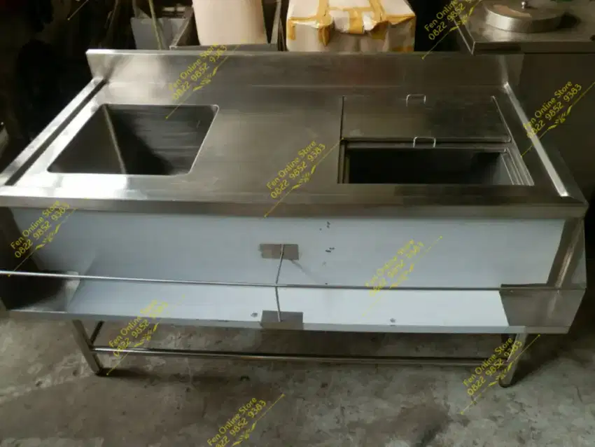 Coctail station/Sink+Ice bin Bar Are Stainless steel