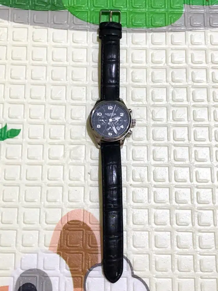 Di jual jam Nautica