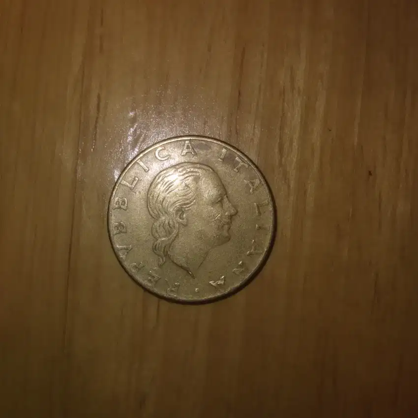 Koin Jadul Original 200 Lire Italiana 1986