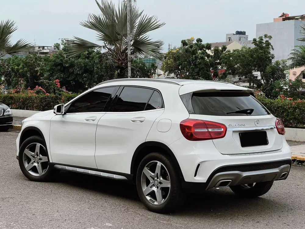 Mercedes-Benz GLA200 2016 Bensin
