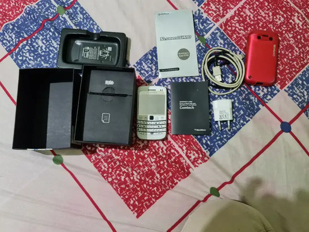 Blackberry Bold 9790 Full Set