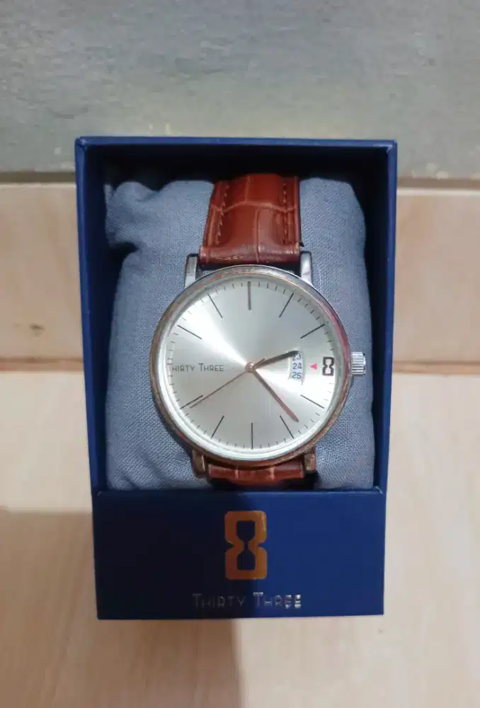 Jam Tangan Thirty Three