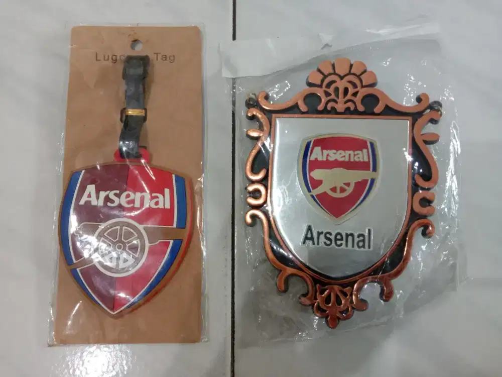 Aksesoris Klub Bola Murmer