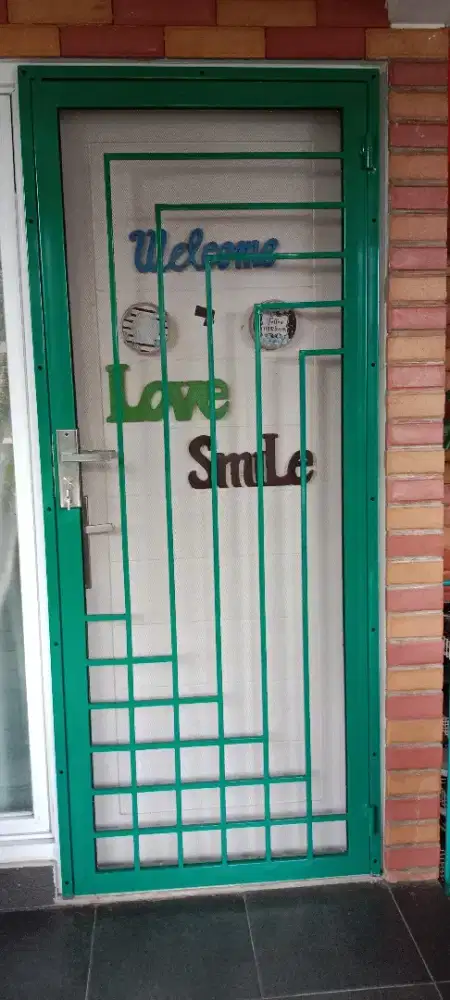 Pintu dobel kawat nyamuk