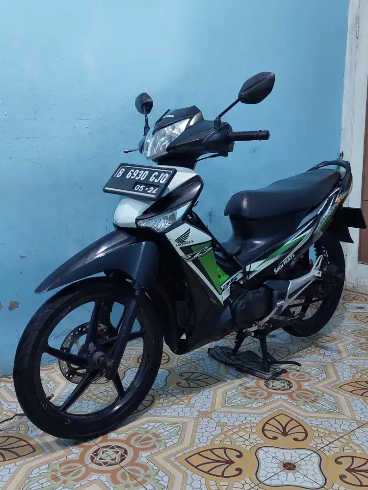 nyari supra x 125 tahun 2014 tua muda