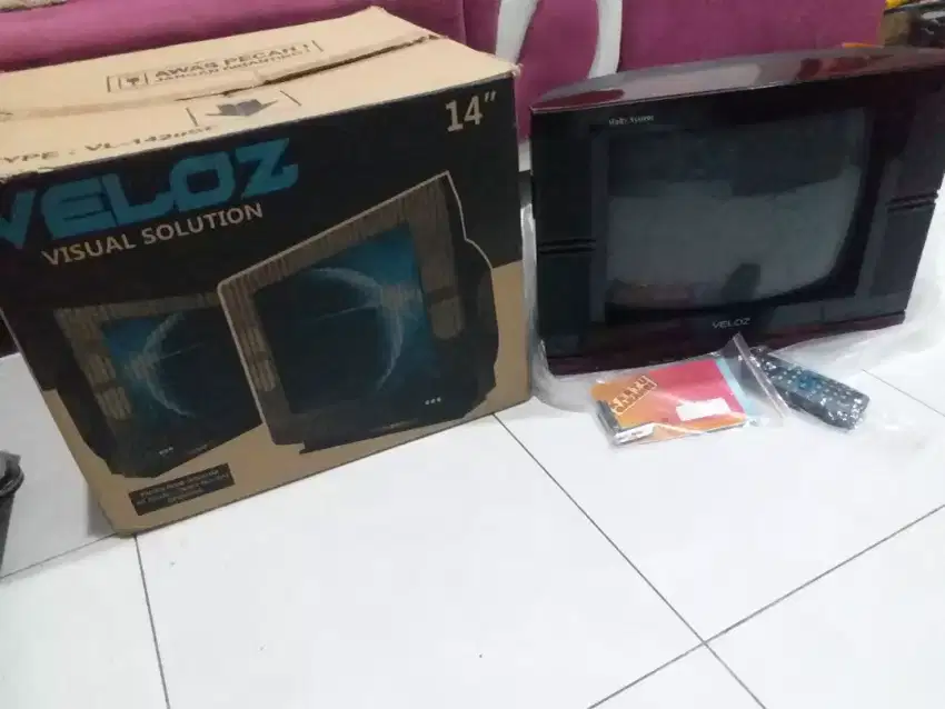 TV Tabung merk Veloz 14 inch