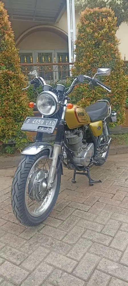 Yamaha deals sr400 olx