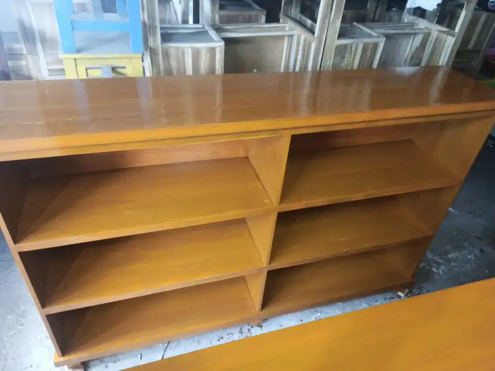 Rak buku/perpustakaan