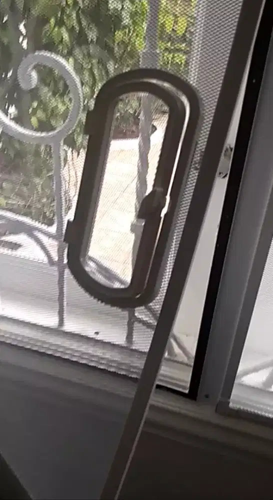 Terima pemasangan kawat nyamuk magnet untuk pintu expanda dan jendela