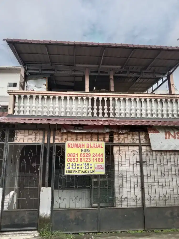 Di jual CEPAT RUMAH di pinggir jalan (tanpa perantara)