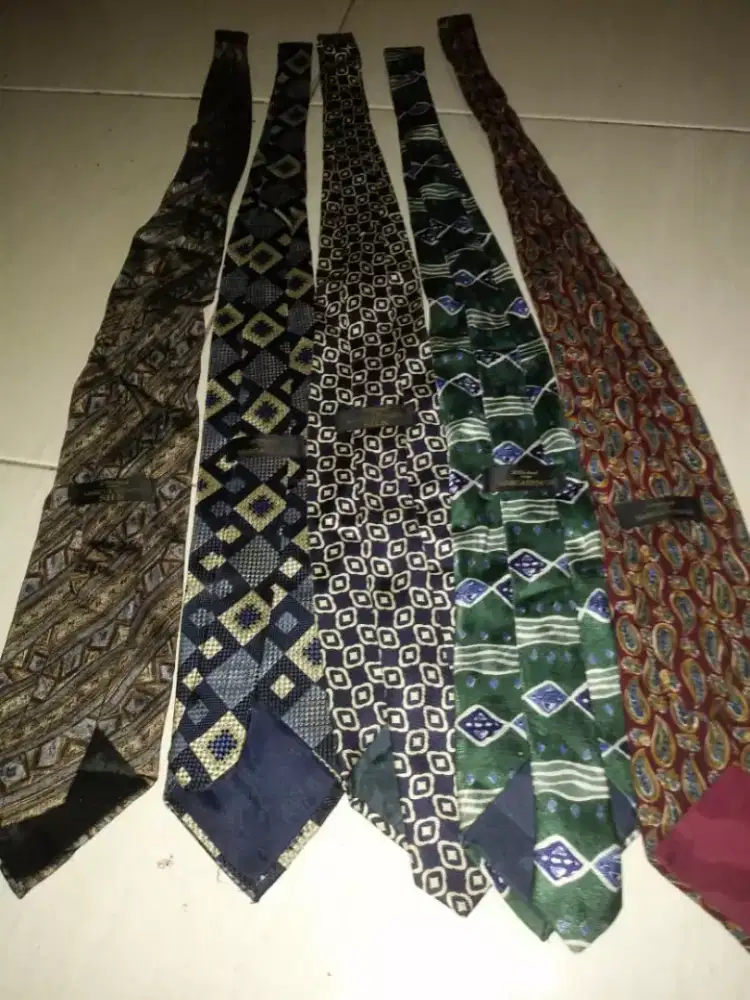 Dasi Marks and Spencer England