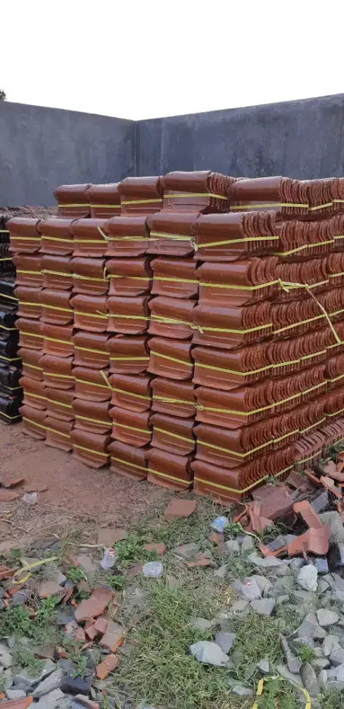 Genteng glazur morando