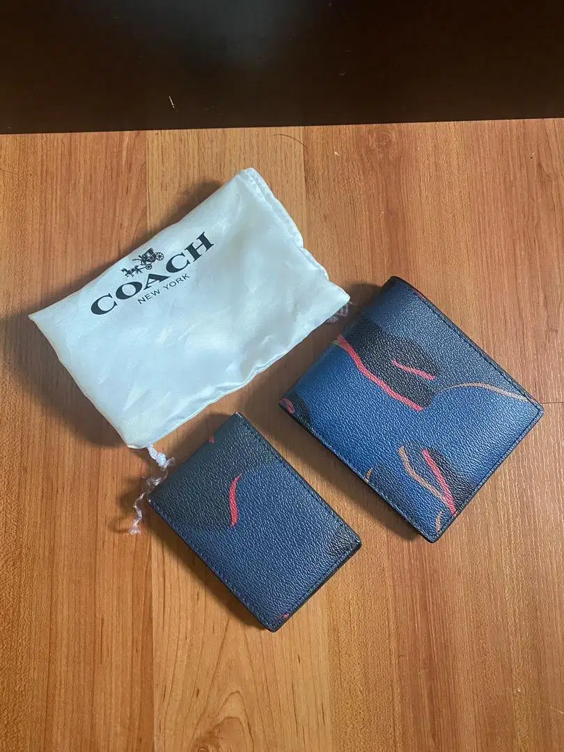 COACH men wallet 3 in 1 with signature - preloved
