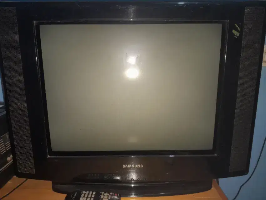 Tv slim samsung 21