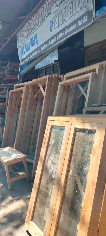 Kusen U kamper murah