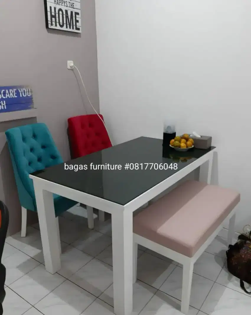 MEJA MAKAN KELUARGA MINIMALIS MEWAH LANGSUNG PABRIK