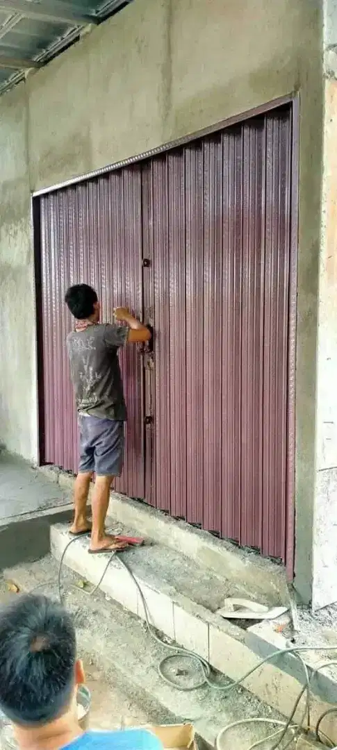 folding gate rolling door