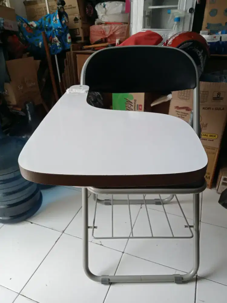 Kursi Lipat Belajar
