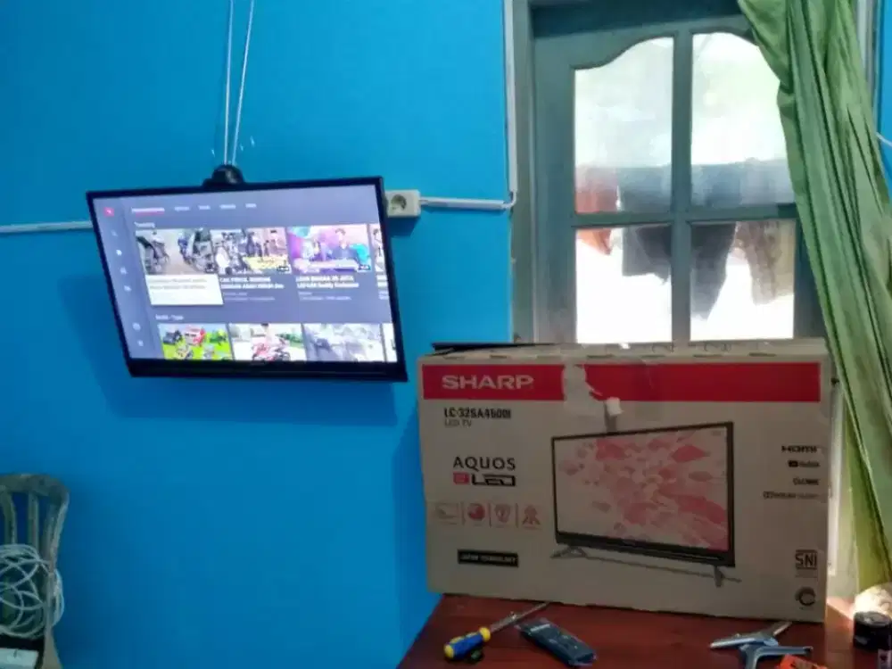 Bracket / bracket / breket tv dan pemasangan