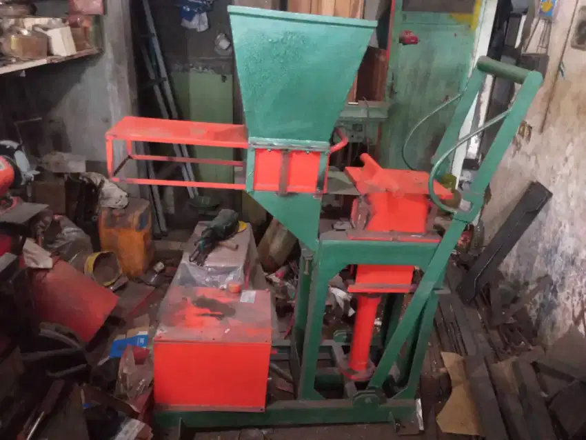 Mesin Interlock