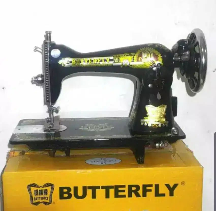 Mesin jahit tradisional/klasik merk BUTTERFLY JA-1.