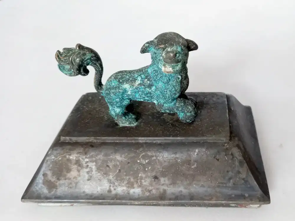 Part Tempat Dupa Oriental Antik.