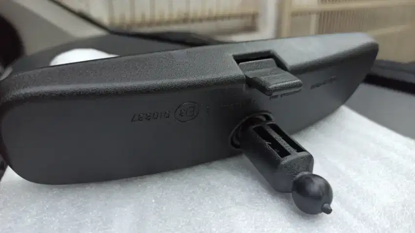 Spion dalam Nissan grand Livina ( spion saja )