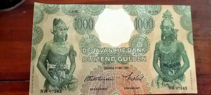 Uang kertas 1000 Wayang Golden Replika kondisi mulus