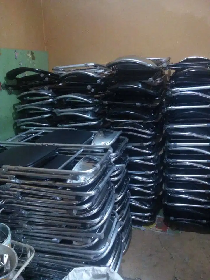 kursi lipat belajar seken