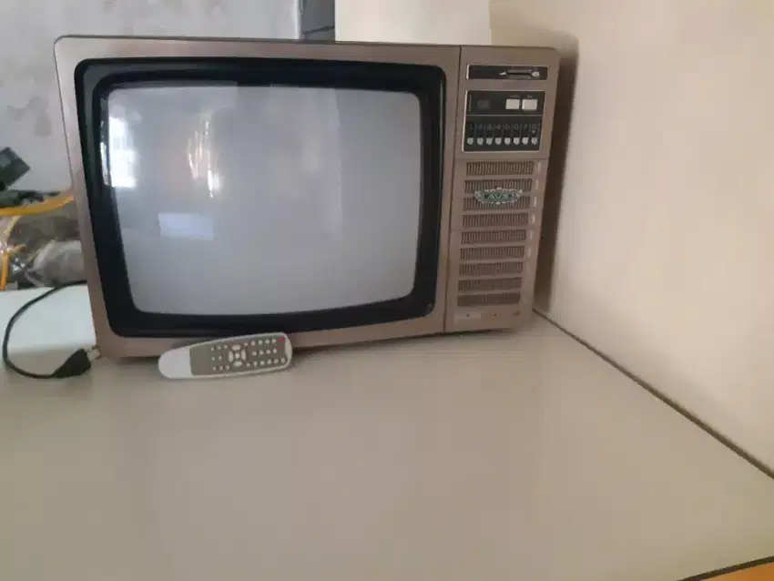 Tv vintage merk sanyo