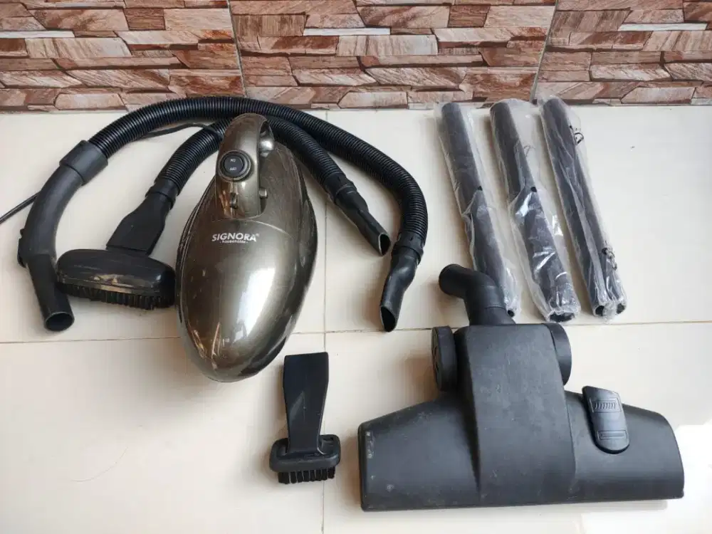 Hand Vaccum Cleaner Signora