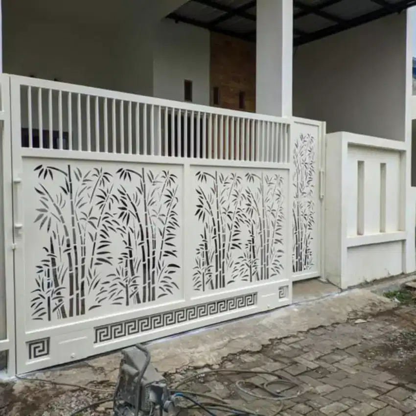 Pagar besi kombinasi platt catiing