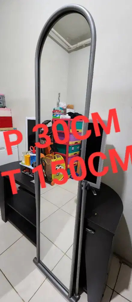 KACA CERMIN MASIH BAGUS DAN KOKOH