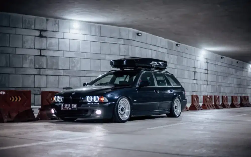 BMW E39 wagon touring sunroof th 1997 AT rare item barang langka no PR
