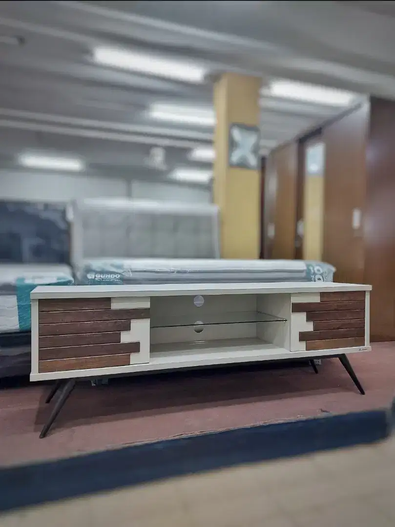 Meja TV Minimalis Kaki Besi 160 - Bufet - Buffet - Rak Serbaguna - RSG