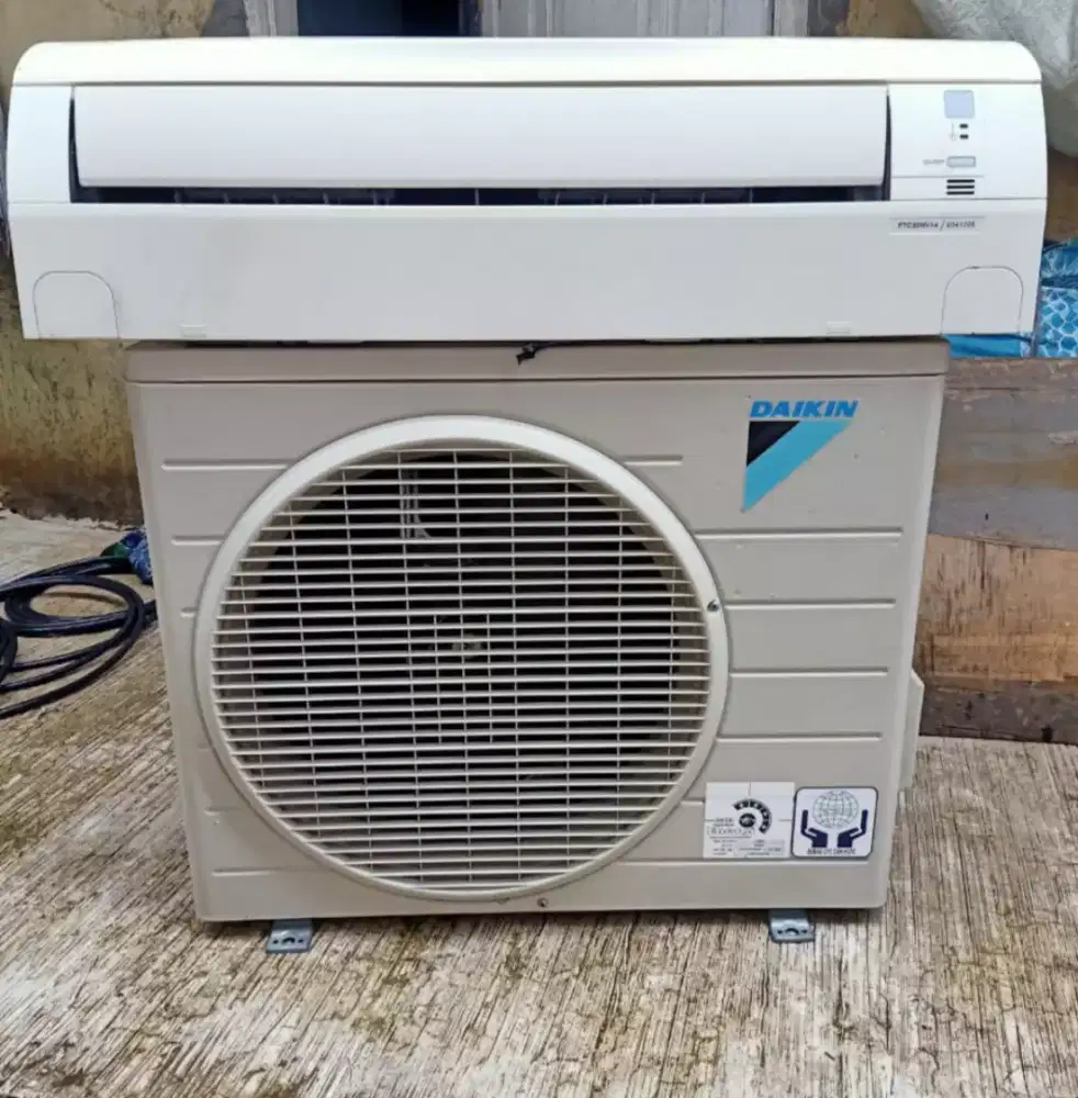 Ac daikin thailand 1.5pk standard