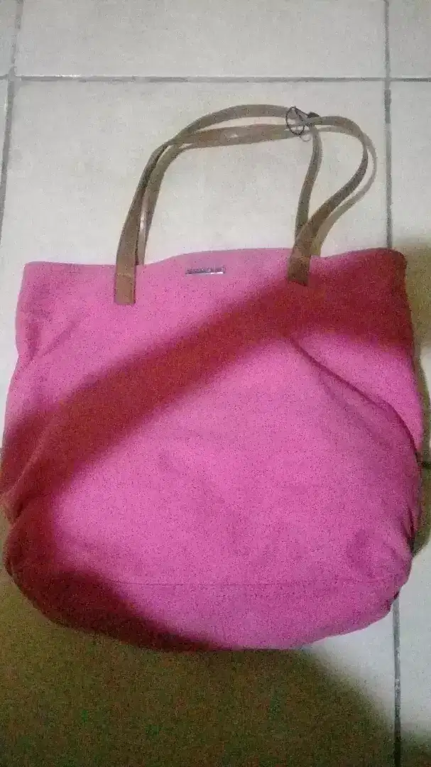 Tas merk Mango asli warna pink